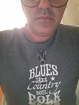 Snapshot of LeoMaduroSP chatting on 08.04.26 LeoMaduroSP online show from 08.04.26