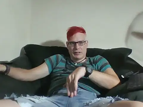 Snapshot of nerdy6 chatting on 10.12.25 nerdy6 online show from 10.12.25