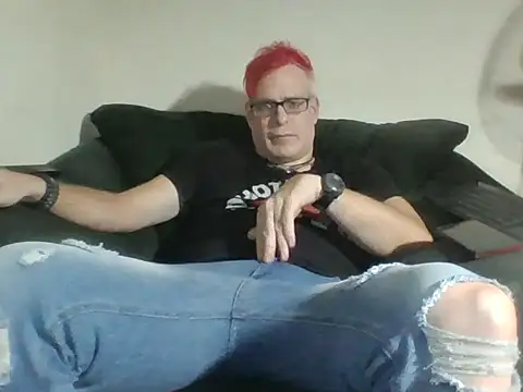 Snapshot of nerdy6 chatting on 11.09.25 nerdy6 online show from 11.09.25