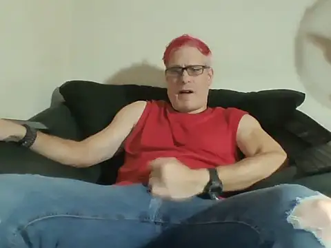 Snapshot of nerdy6 chatting on 11.27.25 nerdy6 online show from 11.27.25