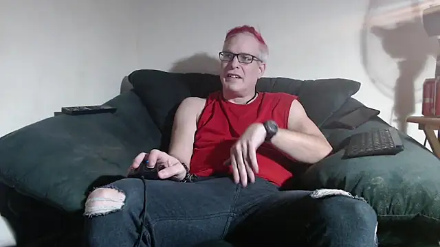 Snapshot of nerdy6 chatting on 12.20.25 nerdy6 online show from 12.20.25