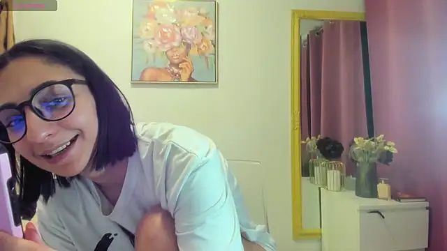 Snapshot of sugarburn chatting on 02.22.26 sugarburn online show from 02.22.26