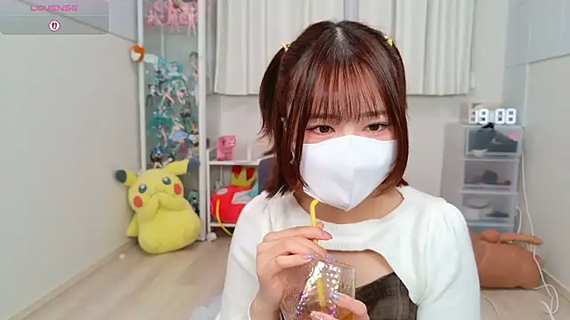 Snapshot of chii_chan_o0 chatting on 05.06.26 chii chan o0 online show from 05.06.26