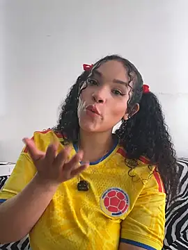 Snapshot of ivonne_diaz1 chatting on 07.07.26 ivonne diaz1 online show from 07.07.26