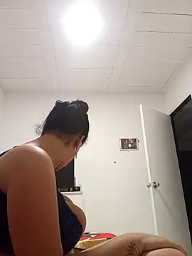 Samantha hotly online show from 04.18.26