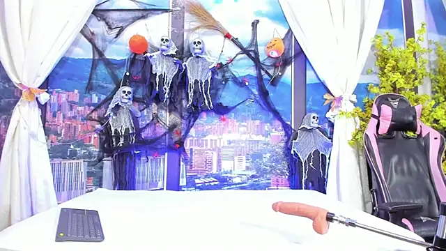 MilthonDelis online show from 10.30.25