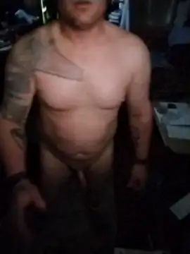 Snapshot of JoeyUhOh chatting on 12.13.25 JoeyUhOh online show from 12.13.25