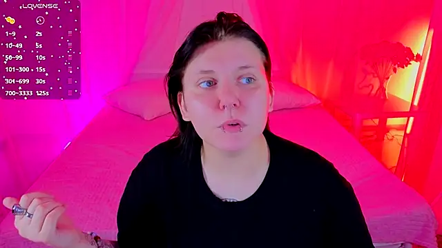 bluelunaray online show from 11.27.25