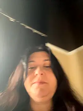 Snapshot of Liza_Will chatting on 10.30.25 Liza Will online show from 10.30.25