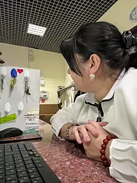 Snapshot of Liza_Will chatting on 01.11.26 Liza Will online show from 01.11.26