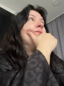 Snapshot of Liza_Will chatting on 02.14.26 Liza Will online show from 02.14.26