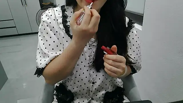 Snapshot of Emachiii chatting on 05.17.26 Emachiii online show from 05.17.26