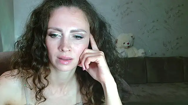 Amber Carrol online show from 06.04.26