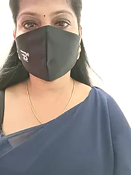 shivani27 online show from 10.12.25