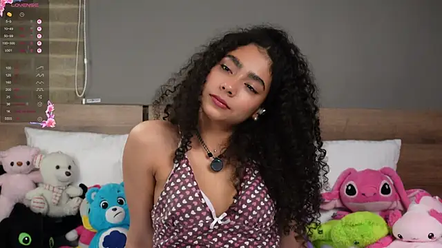 Victoria Curly online show from 11.22.25