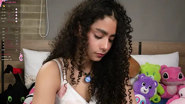 Victoria Curly online show from 12.01.25