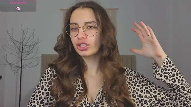 Real cutie1 online show from 11.24.25