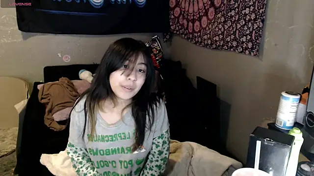 London Ray online show from 11.03.25