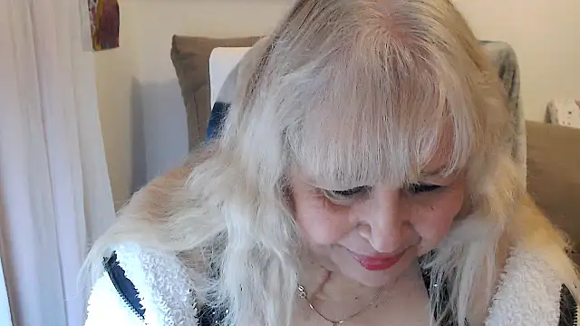 SusiLifeXXX online show from 11.08.25