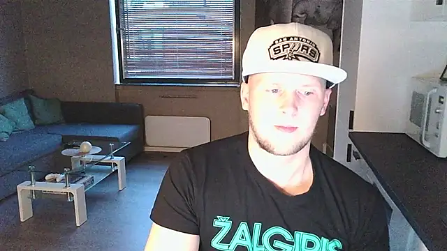 Snapshot of Dartanjanas13 chatting on 09.11.25 Dartanjanas13 online show from 09.11.25