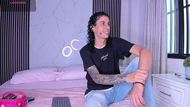 JackAndRosse  online show from 02.18.26