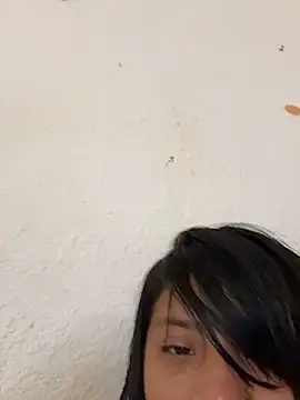 Nia Desire online show from 05.14.26