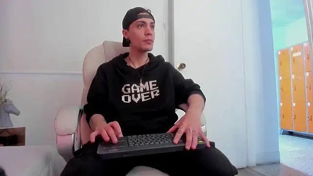 dark sun302 online show from 11.30.25