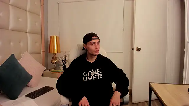 dark sun302 online show from 12.14.25