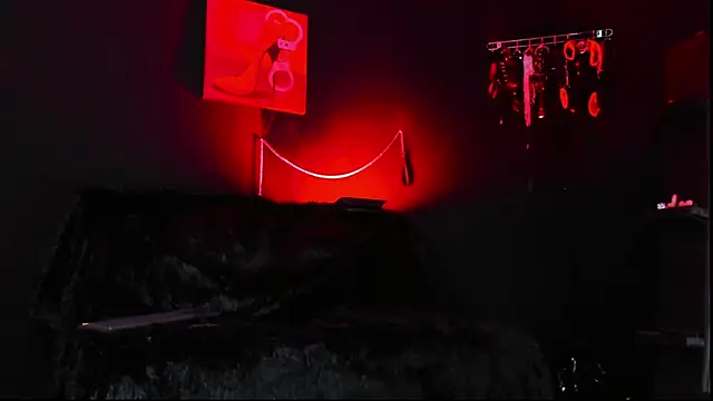 Snapshot of isabellestone chatting on 02.24.26 isabellestone online show from 02.24.26