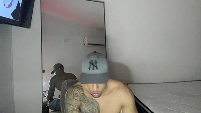 Snapshot of ThiagoLugo chatting on 09.19.25 ThiagoLugo online show from 09.19.25
