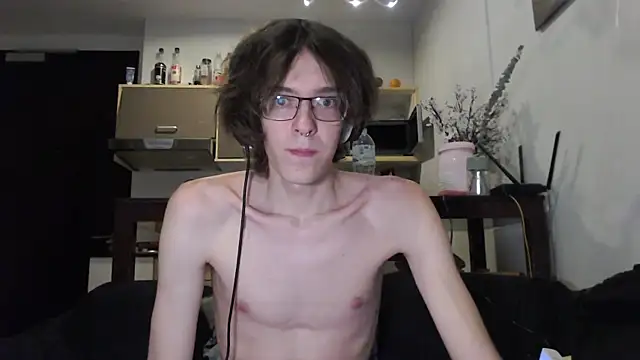 Snapshot of LovesomeCookie chatting on 09.15.25 LovesomeCookie online show from 09.15.25