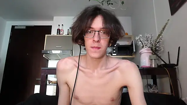 Snapshot of LovesomeCookie chatting on 09.21.25 LovesomeCookie online show from 09.21.25