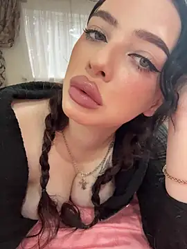 Hannah xBaby online show from 11.27.25