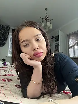 Hannah xBaby online show from 01.09.26