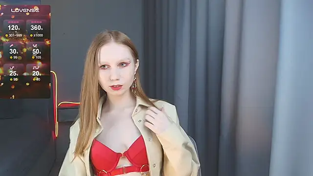 FoxyMira online show from 12.05.25