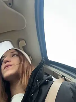 DollyTall online show from 12.18.25