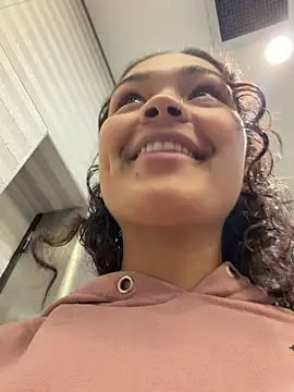 Camilla Miller01 online show from 04.01.26