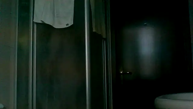 Snapshot of ynroh_87 chatting on 01.09.26 ynroh 87 online show from 01.09.26