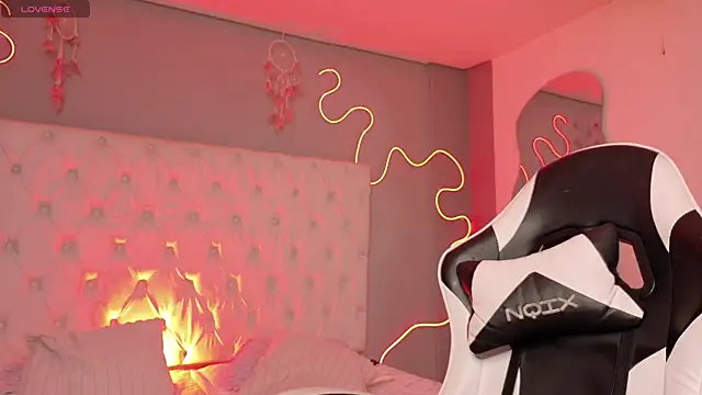 Megan  cole1 online show from 01.10.26