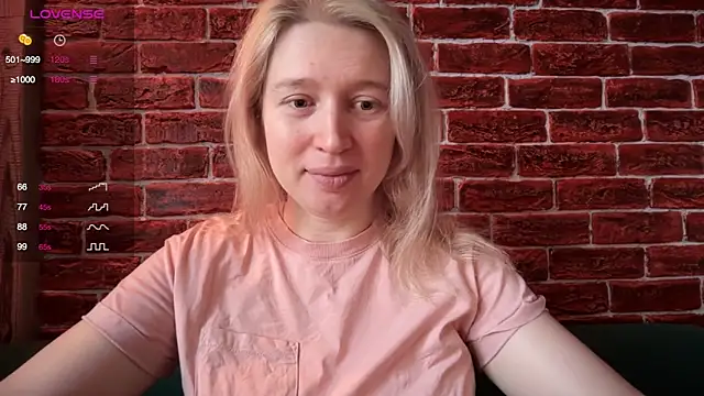 CitrusBlissss online show from 11.28.25