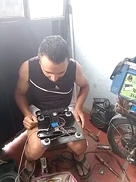 miroqui143 online show from 11.13.25