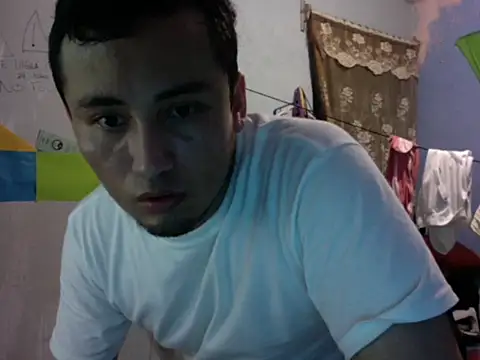 Snapshot of hornymkguyfun chatting on 09.10.25 hornymkguyfun online show from 09.10.25