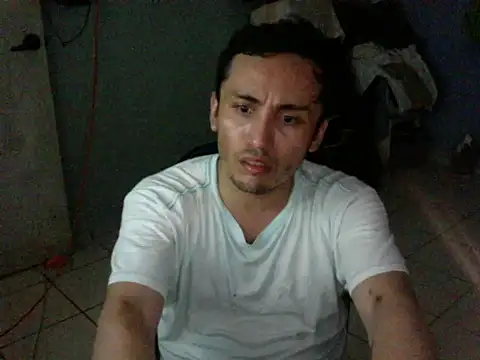 Snapshot of hornymkguyfun chatting on 10.02.25 hornymkguyfun online show from 10.02.25