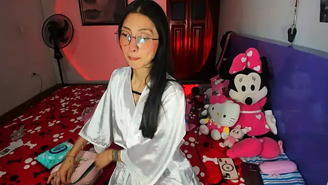 Snapshot of Anais_lux chatting on 07.06.26 Anais lux online show from 07.06.26