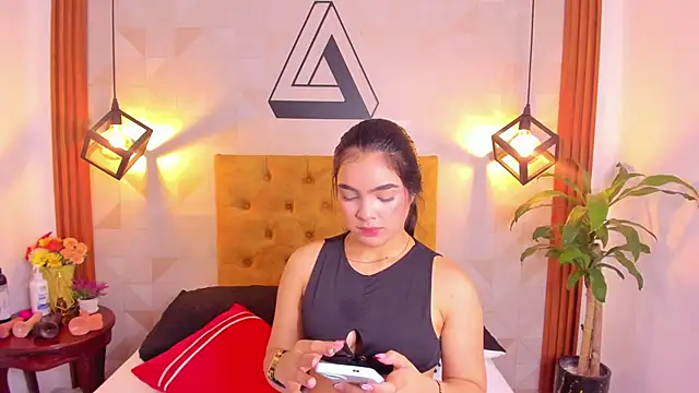 violet sweet19 online show from 04.13.26