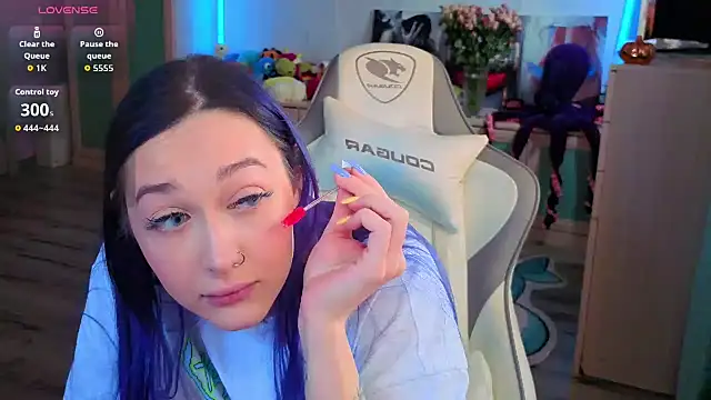 Snapshot of Im_suka chatting on 11.29.25 Im suka online show from 11.29.25