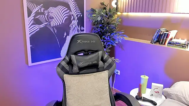 Skyyle  online show from 03.29.26