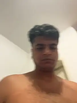 Snapshot of Noam7080z chatting on 11.30.25 Noam7080z online show from 11.30.25