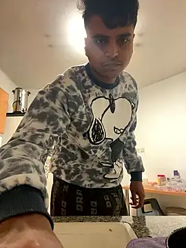 Snapshot of Noam7080z chatting on 01.13.26 Noam7080z online show from 01.13.26