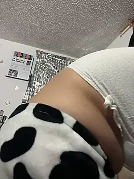 Snapshot of Nicol_V chatting on 01.18.26 Nicol V online show from 01.18.26